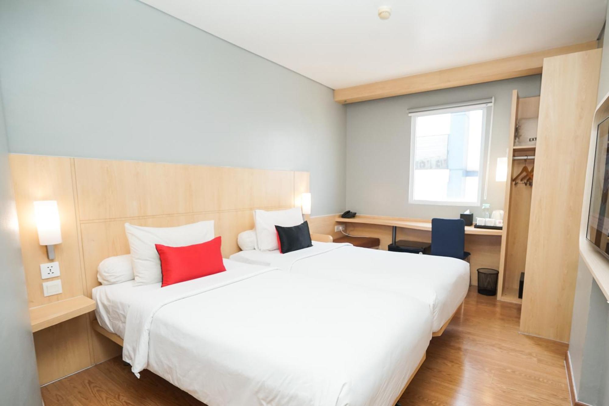 Ibis Jakarta Senen Zewnętrze zdjęcie